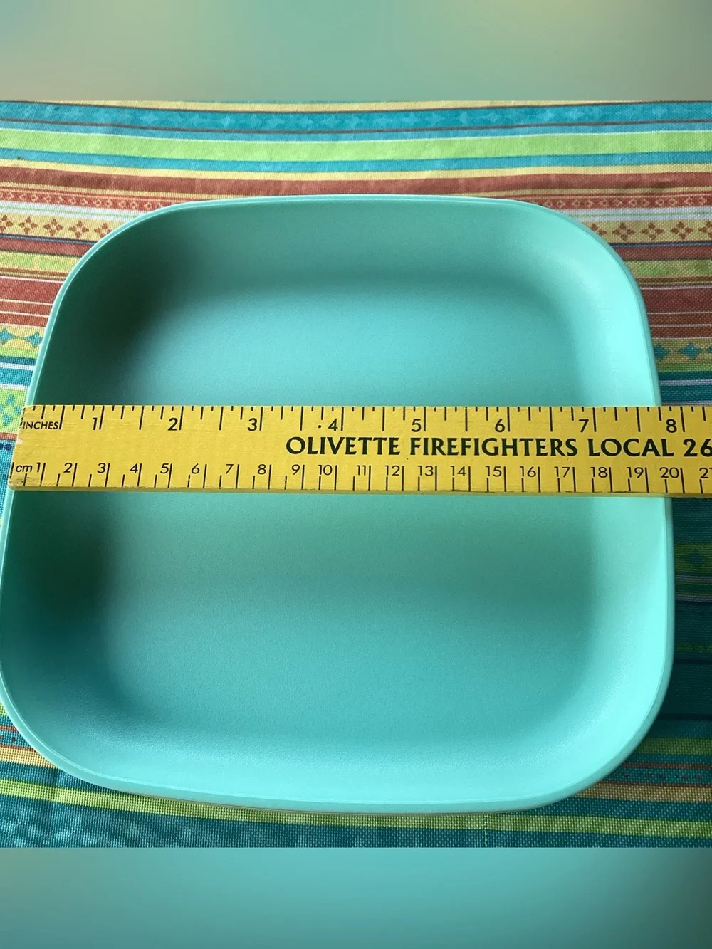 Tupperware Square Luncheon Plates - set of 4 in Pastel Colors